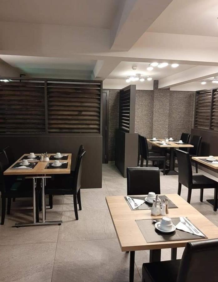 Hotel Saint Daniel Péruwelz Dış mekan fotoğraf